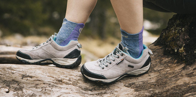 Summer hiking socks for women